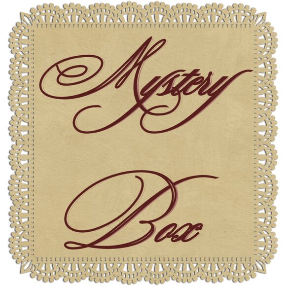 Lingerie Mystery Box 5 Pieces and Gift - Picture 2 of 3